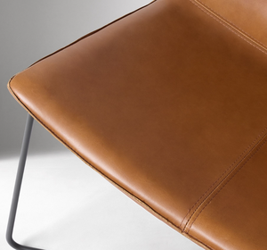 Silla Moderna de Cuero para Sala de Estar, Estructura Metálica, Respaldo Sólido, Diseño Ergonómico, Estilo Minimalista, Muebles para el Hogar - Product Image 5