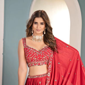 Lehenga Roja Elegante para Bodas con Trabajo de Lentejuelas, Bordado Chinon, Diseño de Codificación con Lentejuelas, Lehenga Choli y Dupatta - Product Image 1