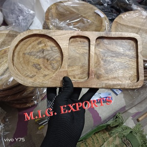 ถาดเสิร์ฟไม้ทำมือ 3 ช่อง สไตล์เรียบง่าย สำหรับครัวและโต๊ะอาหาร เหมาะสำหรับบ้าน ร้านอาหาร และโอกาสพิเศษ - Product Image 4