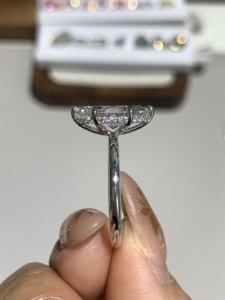 Bijoux tendance pour femme en or massif 18 carats avec diamant synthétique taille émeraude, percé au laser, certifié IGI, pour anniversaire et fiançailles, cultivé en laboratoire - Product Image 6