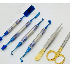Ensemble d'instruments chirurgicaux dentaires de base certifiés Classe I en acier inoxydable manuel par Surgical - Product Image 1