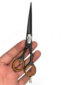 กรรไกรตัดผมสำหรับช่างมือขวา Tegra Surgical ผลิตจากเหล็กกล้าไร้สนิมญี่ปุ่น แบบขายส่ง 28 ฟัน ด้ามจับยางขนาดกลาง สำหรับมืออาชีพ - Product Image 1