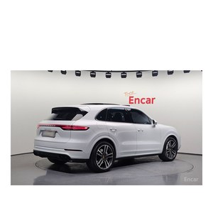 Para Porsche Cayenne 4.0 Turbo Modelo Agosto 2023 con 56,915 km, Volante a la Izquierda, Asientos de Cuero, Cámara Trasera - Product Image 2