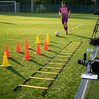 Tenues de football professionnelles personnalisées, design dynamique et épuré, uniformes de football pour équipes et clubs
