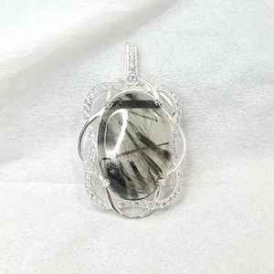 Colgante de Cuarzo Rutilado con Nudo Vikingo de Metal Mixto y Alpaca, Joyería Hecha a Mano, Colgante de Cristal Natural, Regalo Único - Product Image 6