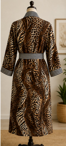 Bata Kimono con Estampado de Leopardo para Mujer, 100% Algodón Tejido, Cuello en V, con Cinturón, Larga, Mangas Largas, Lavable a Máquina, Ropa de Estar por Casa para Verano - Product Image 2