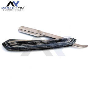 Navajas de Barbero de Acero de Damasco Hechas a Mano con Mango de Cuerno, Diseño Único y Artesanía Tradicional - Product Image 3