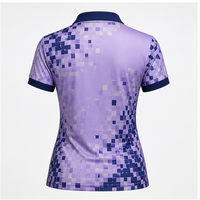 Maßgeschneidertes Lavendel-Violett Pixel-Mosaik Farbverlauf Damen Poloshirt Schnelltrocknend Atmungsaktiv Kurzarm Golf-Uniform WPS-0819
