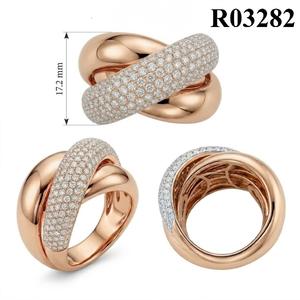 Anillo Clásico de Compromiso y Boda para Mujer, Oro Blanco de 18k, con Diamantes Redondos de Corte Brillante y Engaste Pavé - Product Image 6