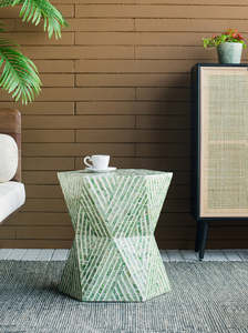 Mesa decorativa con acentos de concha de capiz a rayas verdes, taburete de mosaico de nácar con forma de reloj de arena, muebles decorativos de nácar para dormitorio y sala de estar - Product Image 6