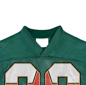 Maillots de football vintage américains sur mesure pour hommes, en maille tricotée oversize, col en V, coupe courte et carrée - Product Image 3