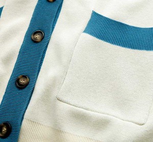 Cardigan en tricot épais respirant à col en V pour homme, pull rayé universitaire boutonné, mode académique de luxe - Product Image 6