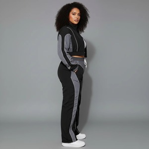 Survêtement d'hiver 100 % nylon pour femme, avec dentelle brodée et polaire, logo personnalisé sérigraphié, bicolore, style streetwear, vente en gros - Product Image 3