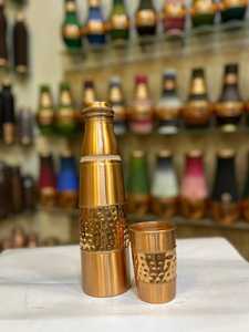 Bouteille de voyage portable classique en cuivre artisanal de qualité supérieure Radhe Enterprises, 1000 ml, écologique, avec couvercles, pour le bureau et la maison - Product Image 1