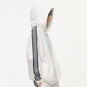 Survêtements personnalisés pour hommes et femmes, sweats à capuche épais 500 GSM 350 GSM en molleton polyester/coton brodé, et shorts amples - Product Image 6