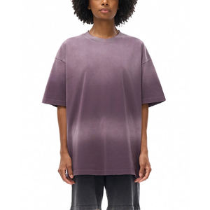 T-shirt en coton 100% personnalisé de haute qualité pour hommes et femmes, avec impression en relief, coupe oversize et carrée, idéal pour la gym, l'université, effet délavé. Vente en gros. - Product Image 1