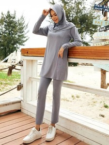 Ensemble de sport modeste grande taille de qualité supérieure pour femme avec fermeture éclair et poches, tenue de sport musulmane à séchage rapide et protection UPF30 - Product Image 2