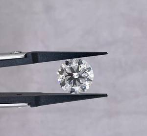 Aniva pour diamant rond brillant naturel certifié 1,3 ct I SI1, modèle ND038, pour la fabrication de bijoux fins - Product Image 1