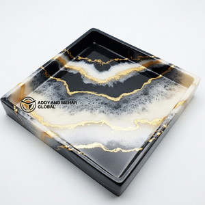 Plateau de luxe en résine noire avec détails de veines subtilles |   Plateau décoratif carré moderne - Product Image 1