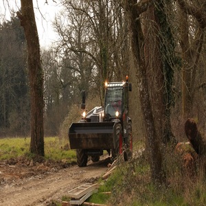 Cargadora de Ruedas TI30.70 con Motor Diésel Perkins, Sistema Hidráulico Eaton, PLC y Rodamientos de Alta Eficiencia en Oferta - Product Image 5