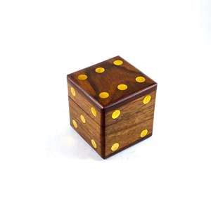 Dés en bois de noyer faits à la main, dés en bois écologiques, dés en bois de pin, approvisionnement en gros - Product Image 3