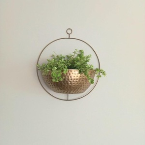 Pot de fleurs moderne en laiton martelé, durable et écologique, personnalisé, ILAHI's ICOMP-13346, 1 kg, non revêtu, décoration intérieure - Product Image 1