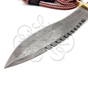 Cuchillo Bowie de Acero de Damasco Hecho a Mano, Hoja Afilada con Funda de Cuero, 256 Capas - Product Image 5