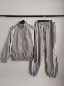 Ensemble de survêtement sportif kaki pour homme – Veste à col montant zippée et pantalon en polyester respirant – Vêtement d'automne – Coupe-vent – Vente en gros - Product Image 5