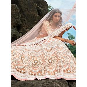 Glamour Peach Sequins Net Engagement Wear Lehenga Choli avec Dupatta pour les robes de bal - Product Image 3