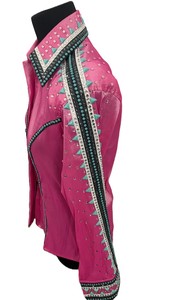 Chemise de spectacle western rose vif légère pour femme avec embellissement boutonné |   Design taille haute |   Tissu taffetas extensible |   Respirant - Product Image 4