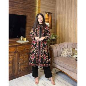 Conjunto de Traje de Diseñador 100% Algodón con Bordado Kashmirí - Product Image 1