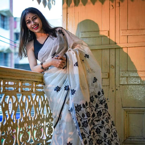 Sari indien traditionnel en coton imprimé blanc et noir, avec pièce de blouse non cousue pour femme, idéal pour les fêtes, toutes saisons, style indien et pakistanais. - Product Image 1