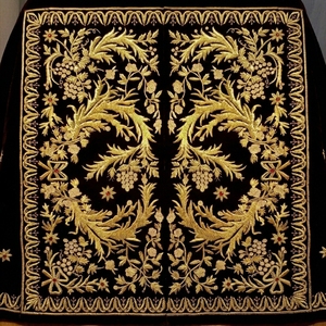 Delantal Masónico Premium Personalizado 2026 para Gran Maestro, Bordado a Mano con Hilos de Oro Pesado, Regalia Ceremonial de Lujo, Vestimenta para Logia - Product Image 1