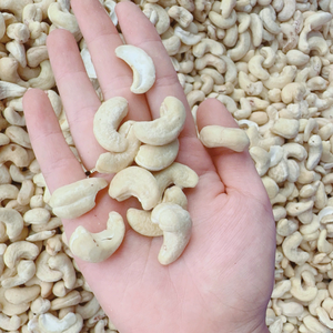 Wholesale Cheap Caju Badam Cashew <b>Kernel</b> SANTIGO Kaju Cashew <b>Nuts</b> <b>Kernel</b> Customized Cutting Size - Product Image 1
