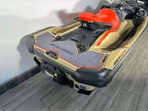 LIVRAISON GRATUITE Nouveau 2025 Sea-Doo RXT-X RS 325 + Pack Tech Jet Ski + Remorque Gratuite - Product Image 2
