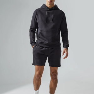 Ensemble sweat à capuche et short en molleton tricoté éco-responsable pour homme, style streetwear avec blocs de couleur, idéal pour l'hiver - Product Image 1