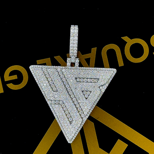 Pendentif Moissanite Trillion en Argent 925, Pendentif Personnalisé, Pendentif Rapper Personnalisé, Bijoux Hip Hop, Vente en Gros de Luxe, Fournisseur de Mode - Product Image 4