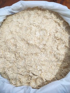 Salvado de Avena Premium |   Alimento Natural para Ganado y Animales |   Vida útil de 18 meses |   Proteínas y Fibra |   Proveedor y Exportador a Granel de la India - Product Image 1