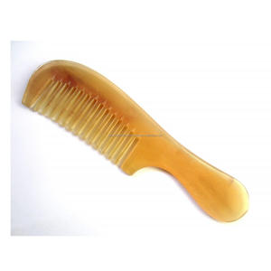 Peines de cuerno tipo láser de primera calidad, lujosos accesorios de aseo con embalaje personalizado directo del proveedor indio para uso doméstico - Product Image 1