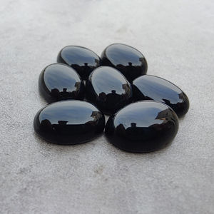 Piedra Preciosa Calibrada de Ónix Negro Natural AAA+ en Forma Ovalada con Reverso Plano, Pulida y Lisa, Disponible al por Mayor - Product Image 3