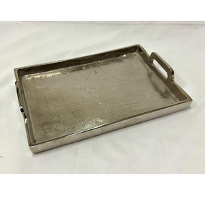 Bandeja Rectangular Plateada de Metal Pulido Brillante con Asa de Diseño, Bandeja para Pan y Postres, Bandeja de Metal para Servir Café, Té, Comida y Frutas - Product Image 4