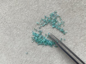 Piedra de turmalina Paraiba verde natural de 3.50 quilates, corte redondo, para la elaboración de joyería fina. - Product Image 5