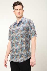 Chemise élégante pour homme en polyester multicolore à imprimé floral, coupe classique, col chemise et manches courtes, pour un usage décontracté. - Product Image 5