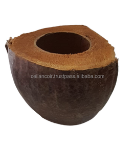 Contenedor de Agua de Coco para Perros, Gatos y Pájaros, Hecho de Cáscara de Coco 100% Natural con Piel, Libre de Químicos, Calidad Premium - Product Image 3