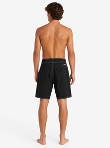 Shorts de surf pour hommes à séchage rapide, shorts de plage avec logo avant, maillots de bain légers, écologiques, respirants et élastiques - Product Image 3