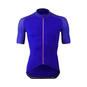 Conjunto de Jersey y Pantalones Cortos de Ciclismo para Hombre, de Primera Calidad, Ajuste Perfecto, con Impresión por Transferencia de Calor Personalizada - Product Image 5