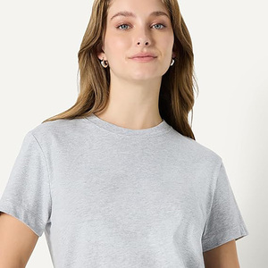 T-shirt court pour femme, coupe classique, manches courtes, décontracté, tendance, style streetwear, basique, avec logo, en jersey tissé - Product Image 1