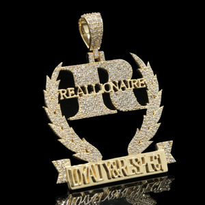 จี้สร้อยคอ Realionaire Loyalty & Respect ชุบทอง 18K ประดับคริสตัลและเพชรเทียม สไตล์ฮิปฮอป ของขวัญเครื่องประดับสำหรับผู้ชาย - Product Image 3