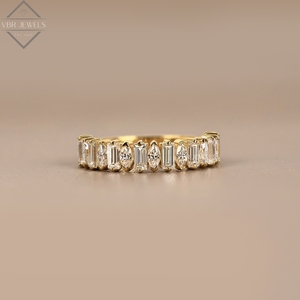 Anillo de Eternidad de Diamantes de Corte Mixto de Lujo en Oro Amarillo con Marquise y Baguette, Anillo de Boda para Mujer, Regalo de Joyería Nupcial - Product Image 1