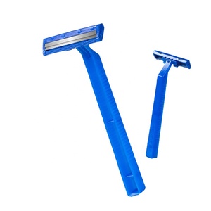 Maquinilla de afeitar de doble hoja ecológica con mango de madera, cortador de pelo desechable para la cara y el cuerpo, cuchillas de acero inoxidable fabricadas en Vietnam - Product Image 1